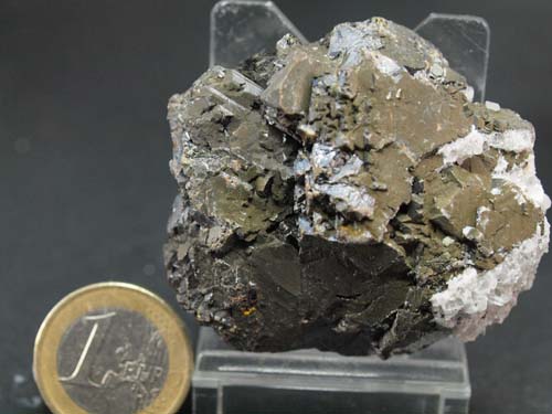 Sphalerite crystal.<br>Size 4cm x 5cm x 1,5cm