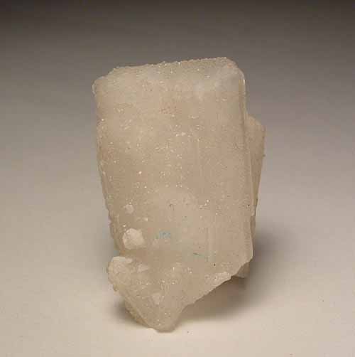 Quartz epitactic on hemimorphite